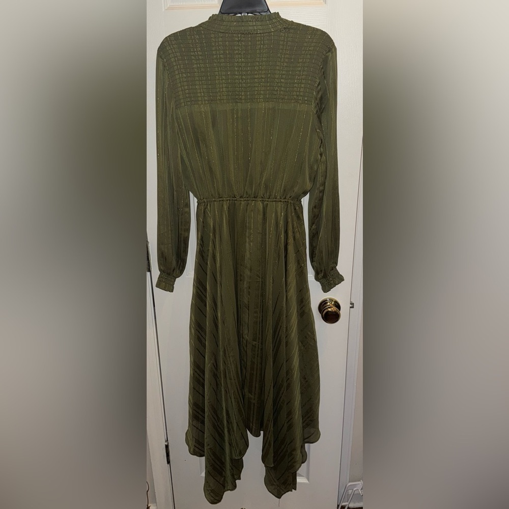 NANETTE NANETTE LEPORE
Smocked Handkerchief Hem Midi Olive Green Dress - Picture 7 of 9